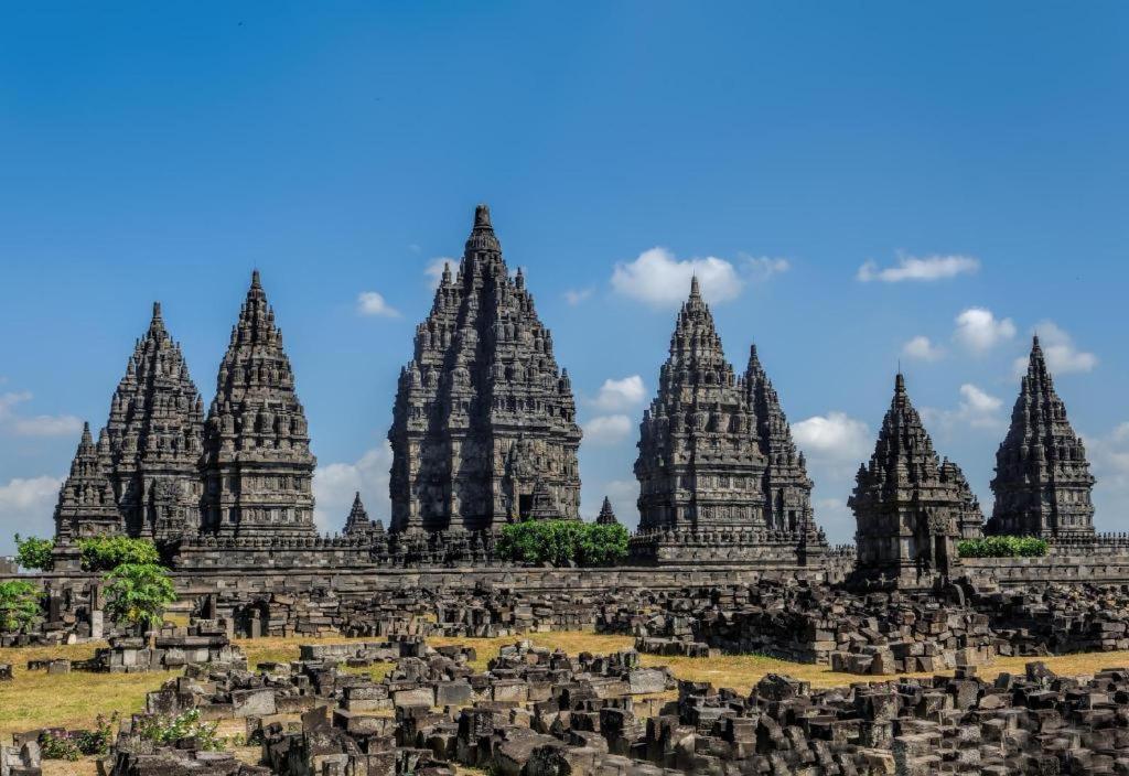 Joglo Ayem Tentrem Prambanan Exterior photo